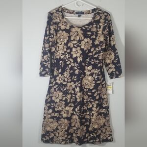 Karen Scott Sport Floral Knee Length Dress. NWT. 3/4 Sleeves. Size Petite Medium